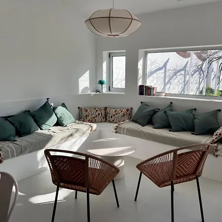 Charming House De Caparica *